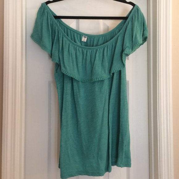 Old Navy: Relaxed Off-the-Shoulder Swing Top - Picture 2 of 3